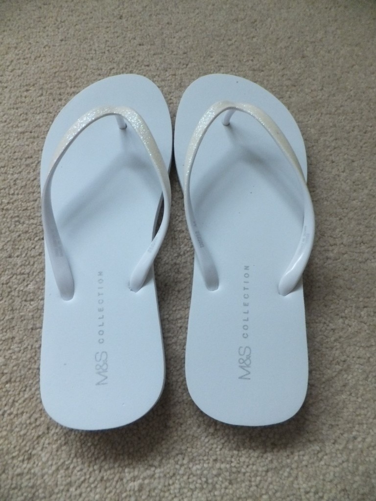 m&s flip flops